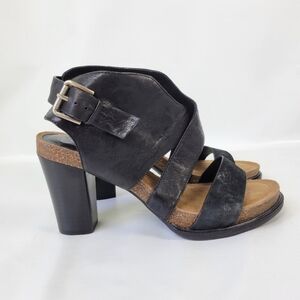 SOFFT Leather Cushioned Chunky Heels Sz 10 NWOT